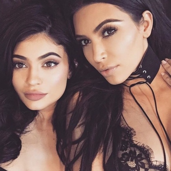 Lace Up Choker - Picture 4 of 6